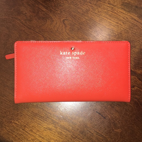 kate spade Handbags - Kate spade wallet